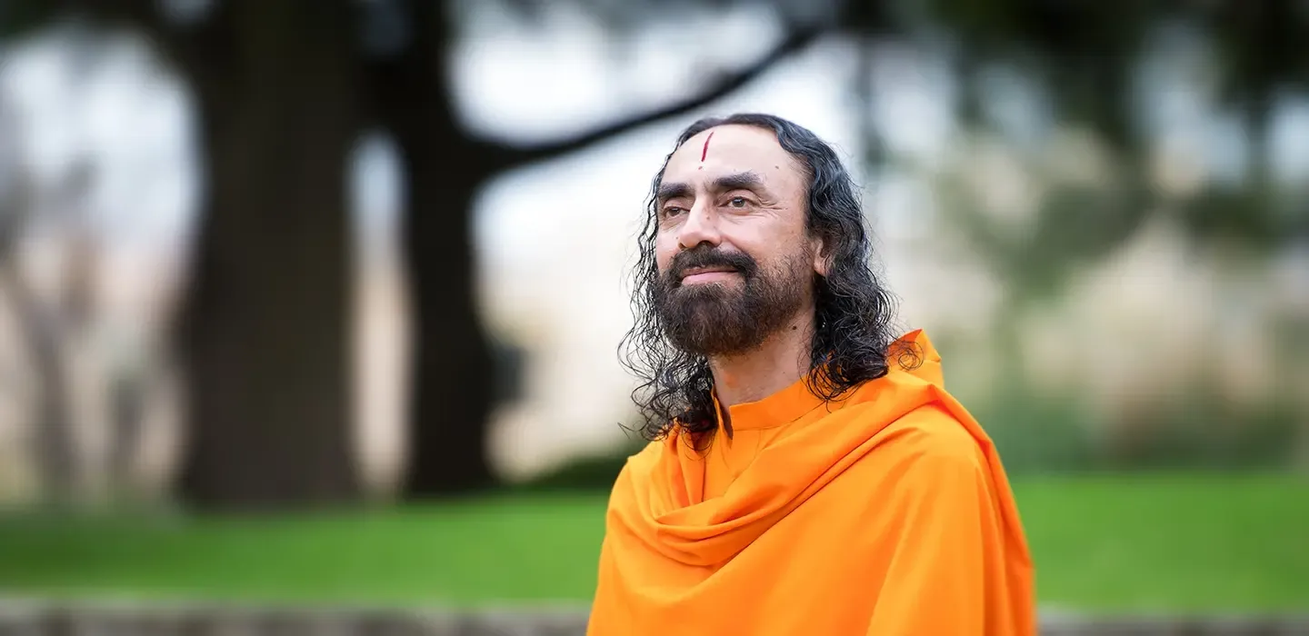 Swami Mukundananda 