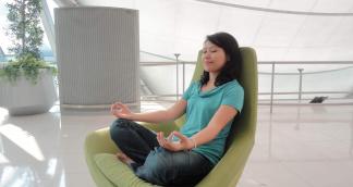 Stay Healthy with Lunchtime Office Yoga